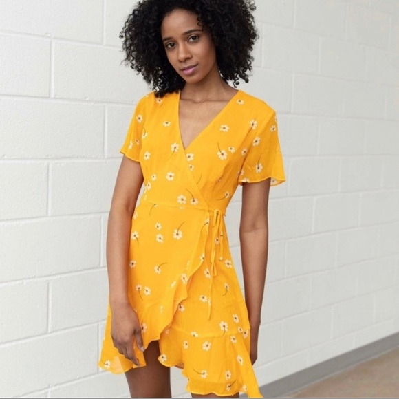 LUSH Daisy Wrap Sundress - Picture 1 of 4